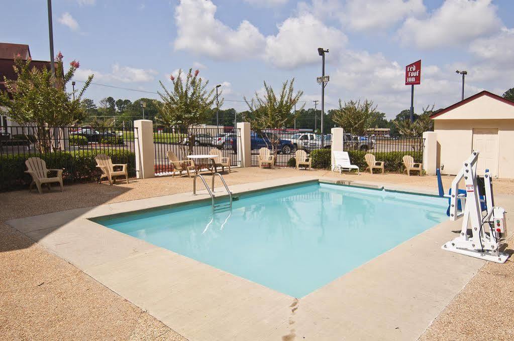 Rodeway Inn Brandon Exterior photo